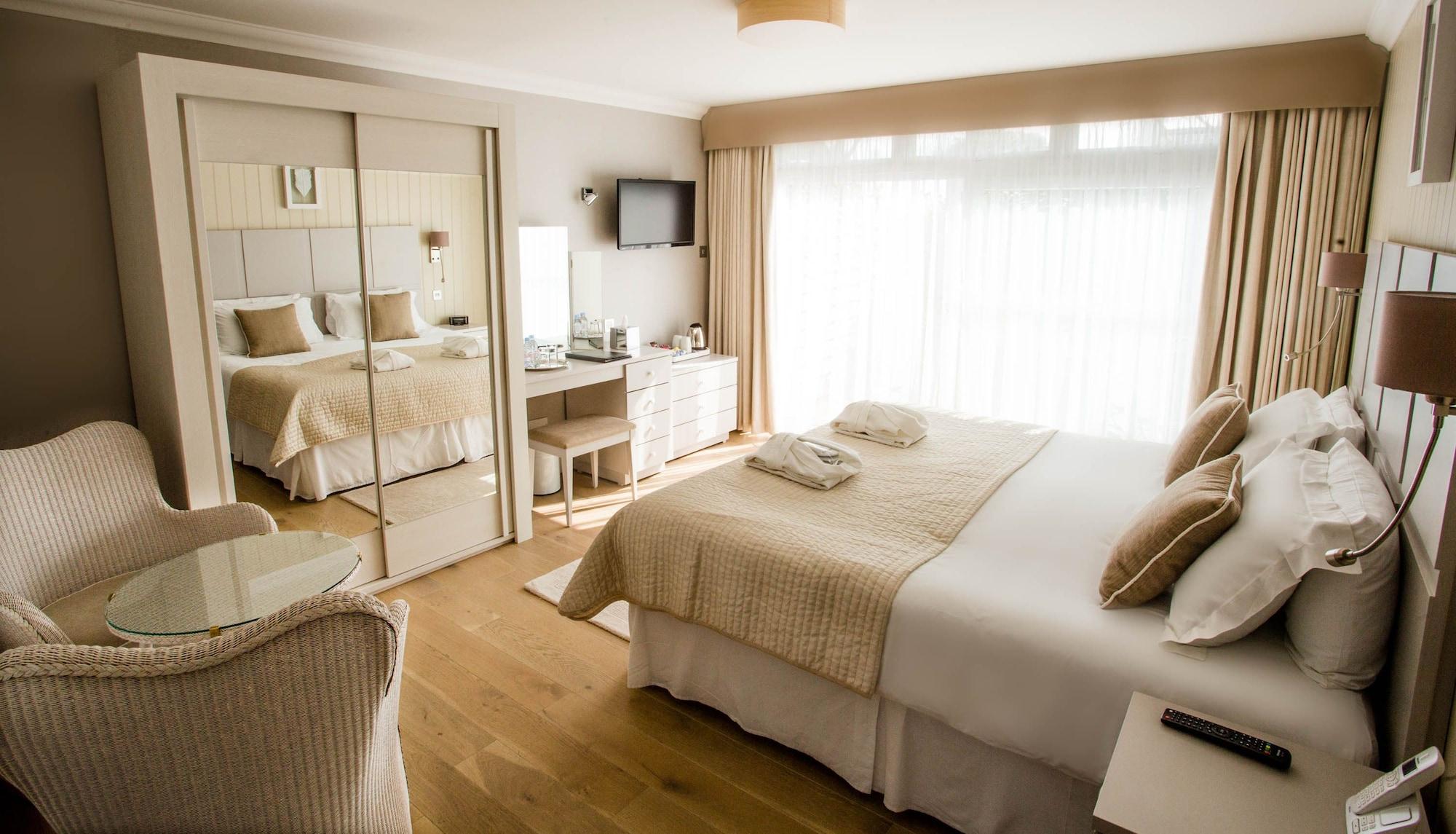 Hotel La Place St Aubin Exteriör bild